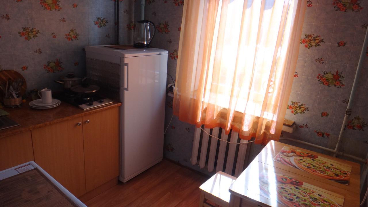 Apartment Near The Central Railway Station Киев Экстерьер фото